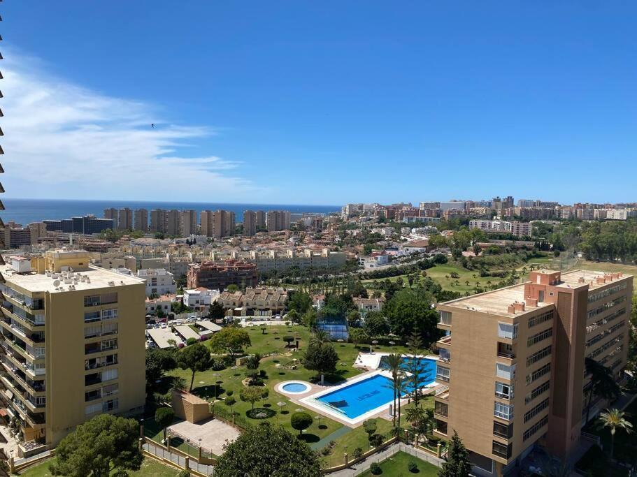 La Colina Estudio Con Vista Al Mar Torremolinos Bagian luar foto